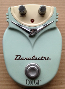 Danelectro-DC1-18V-CoolCatChorus